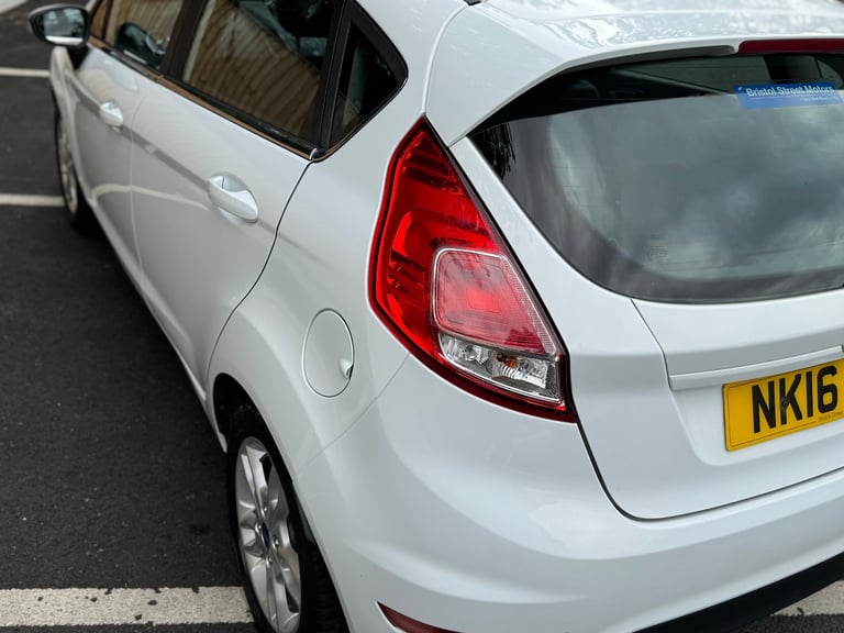2016 Ford Fiesta 1.25 82 Zetec 5dr HATCHBACK Petrol Manual