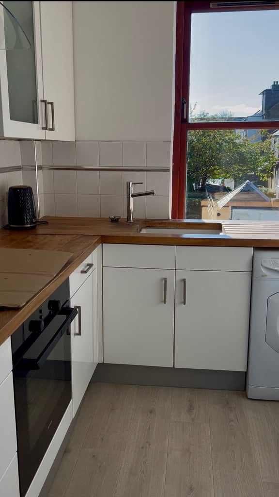 Stylish 2-Bedroom Split-Level Flat in the Heart of Broughty Ferry 🌟