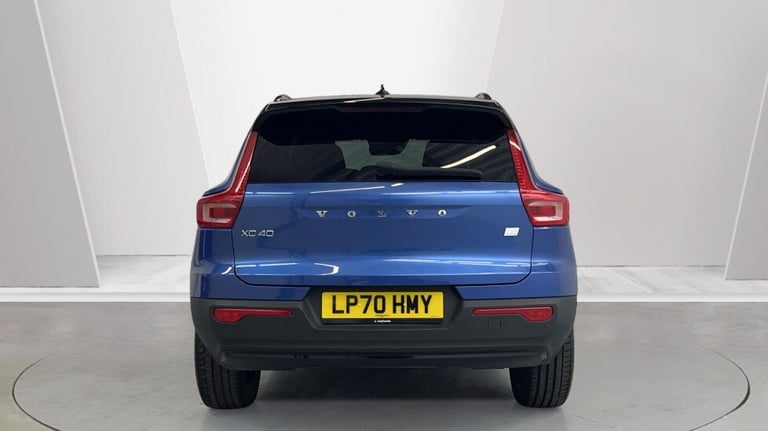 2021 Volvo XC40 Recharge R-Design, T5 plug-in hybrid (Power Tailgate, Sensus Navigation) Estate P...