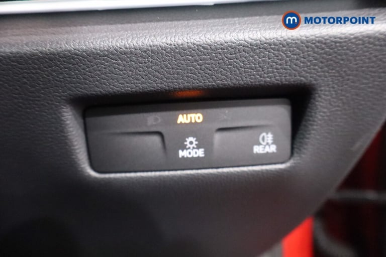 2025 Volkswagen Passat 1.5 TSI eHybrid Life 5dr DSG Estate Hybrid Automatic