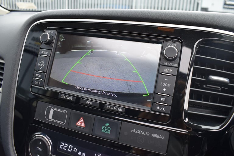 2015 Mitsubishi Outlander 2.0h 12kWh GX4hs CVT 4WD Euro 5 (s/s) 5dr ESTATE Petrol/Electric Hybrid...