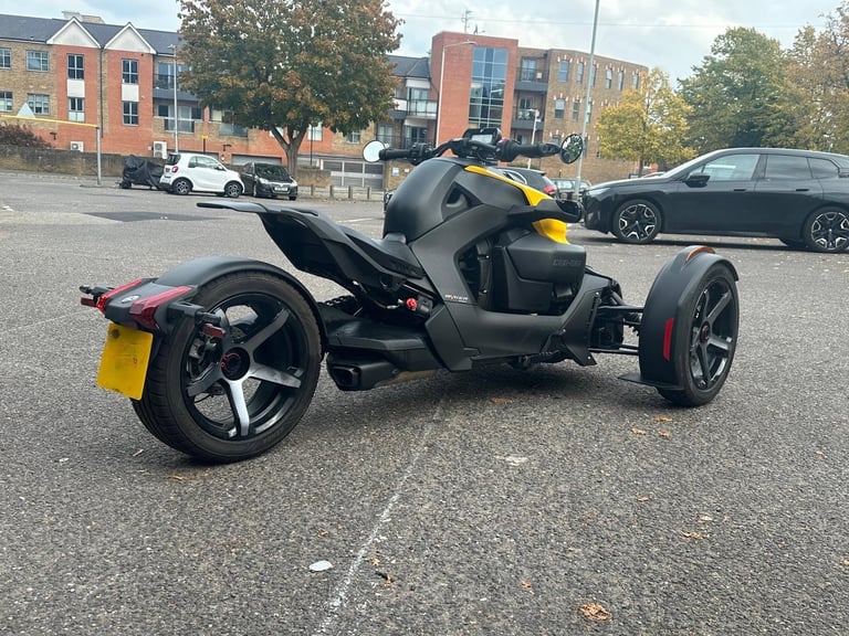 BRP CAN-AM RYKER 900 ACE SPORT