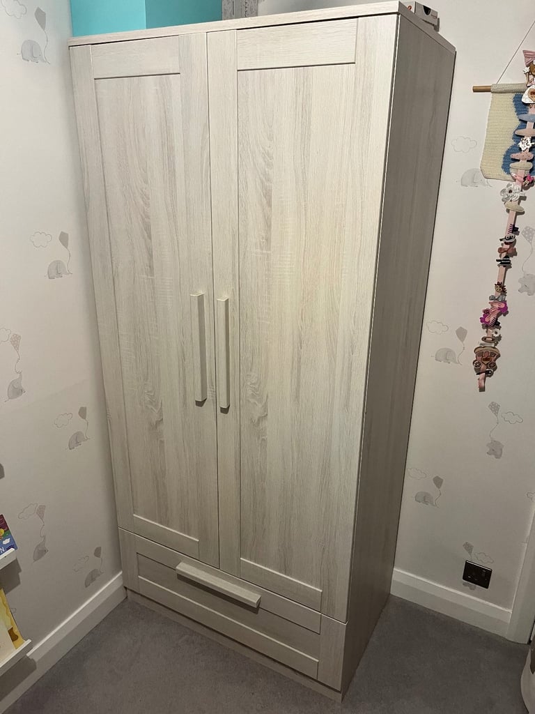 Mamas and papas Atlas nursery furniture set - cot / drawers / wardrobe