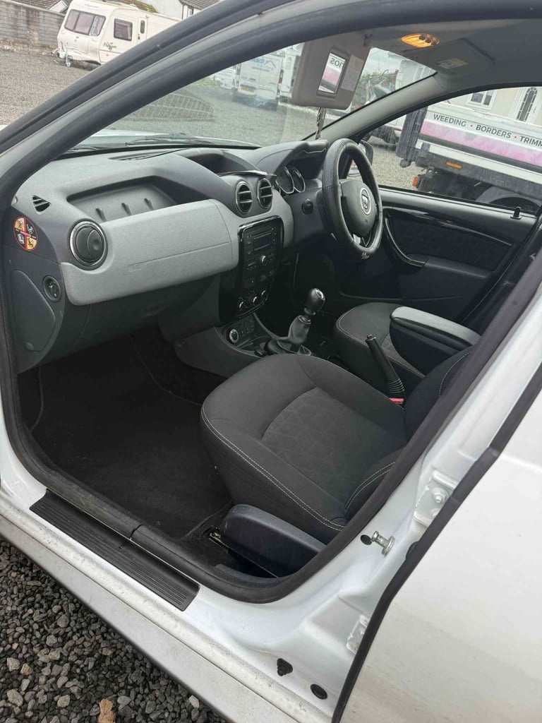 Dacia, DUSTER, Hatchback, 2015, Manual, 1461 (cc), 5 doors