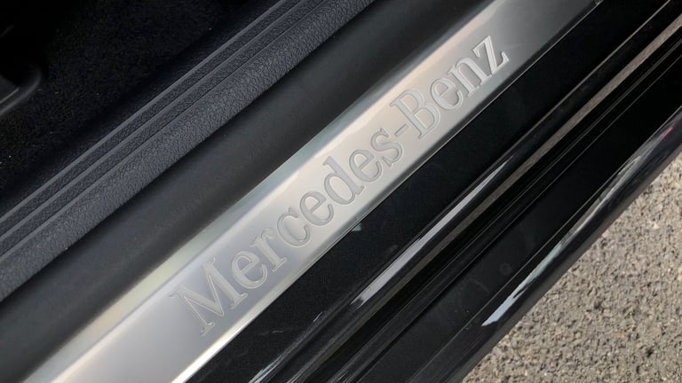 2024 Mercedes-Benz C Class C 300 E AMG LINE AUTO Saloon Hybrid Automatic