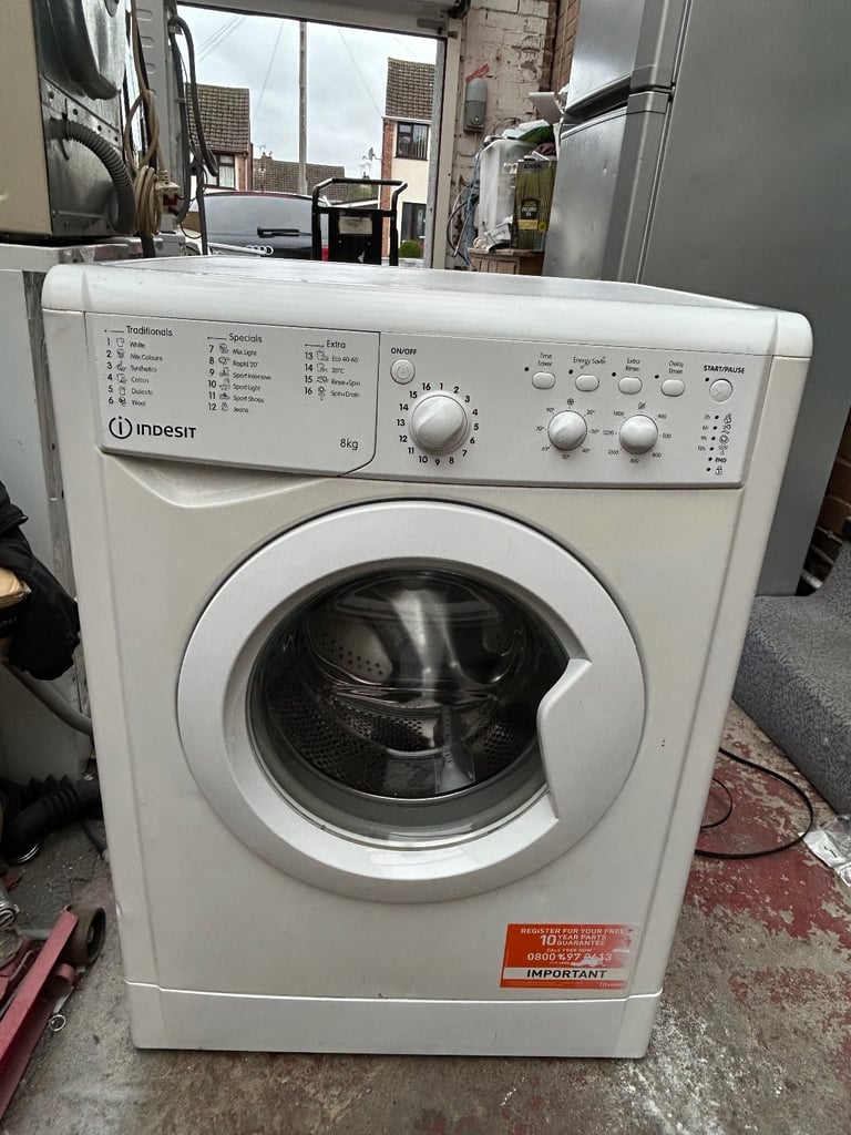 Indesit 8kg Washing Machine 