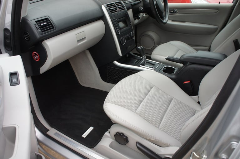 2011 Mercedes-Benz A-Class A160 Avantgarde SE 5dr CVT Auto HATCHBACK Petrol Automatic