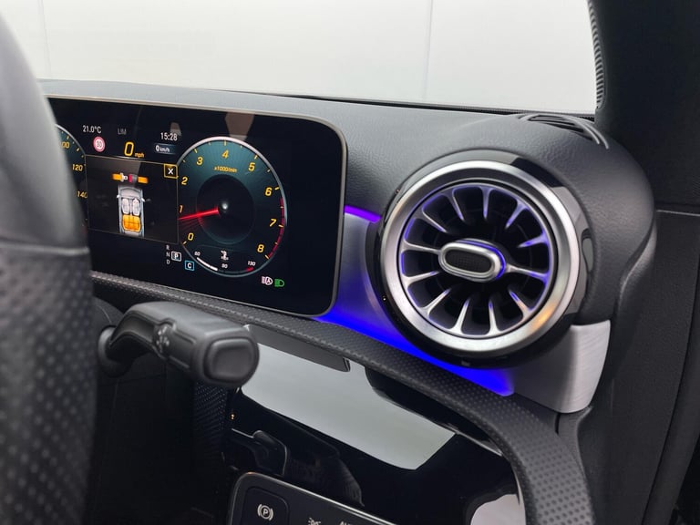 2019 Mercedes-Benz A-Class 2.0 A220 AMG Line (Premium Plus) Hatchback 5dr Petrol 7G-DCT 4MATIC Eu...