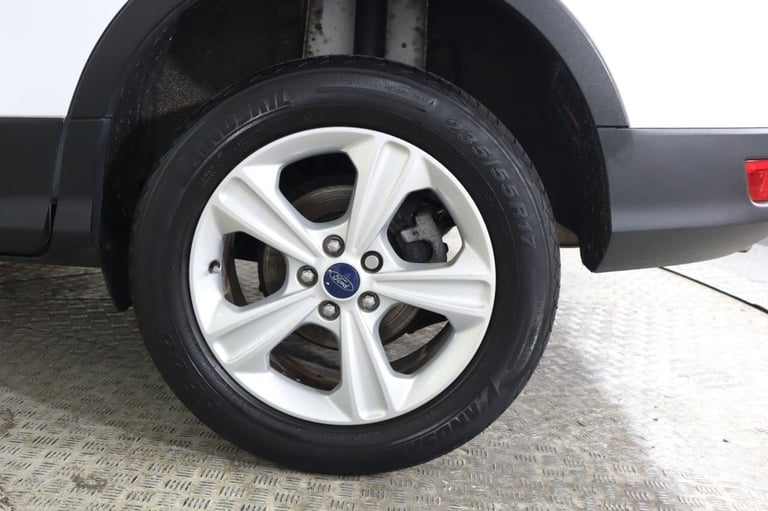 2016 Ford Kuga 1.5 EcoBoost 182 Zetec 5dr Auto HATCHBACK PETROL Automatic