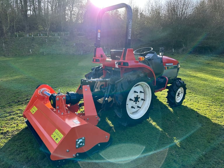 YANMAR AF17 4WD Compact Tractor & New 4ft Flail Mower *** NICE *** 17 HP ** 1670 Hours