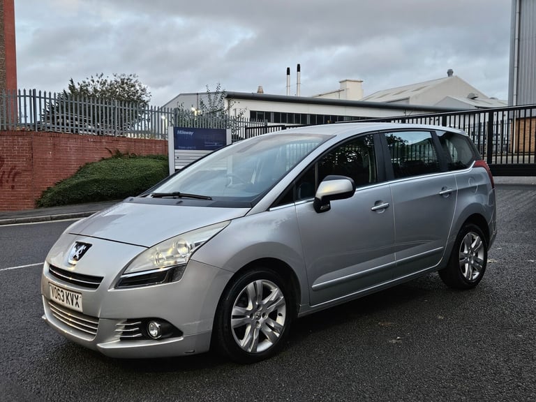 2013 Peugeot 5008 1.6 HDi 115 Active 5dr MPV Diesel Manual
