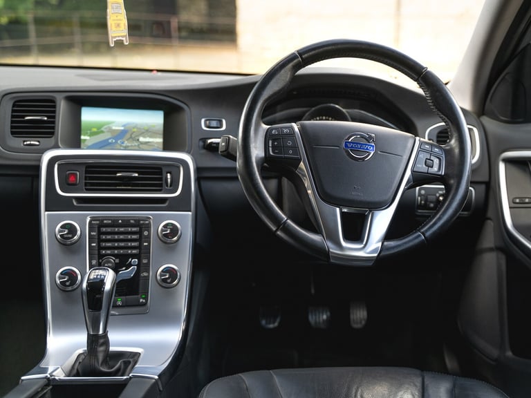 2016 Volvo V60 D3 (150) SE Lux Nav 5dr Diesel