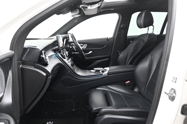  Mercedes-Benz GLC 2.0 GLC250 AMG Night Edition (Premium Plus) G-Tronic+ 4MATIC Euro 6 (s/s) 5 Pe...