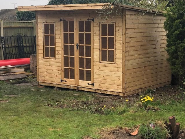 GARDEN SUMMERHOUSE HEAVY DUTY ERECTED FOR FREE