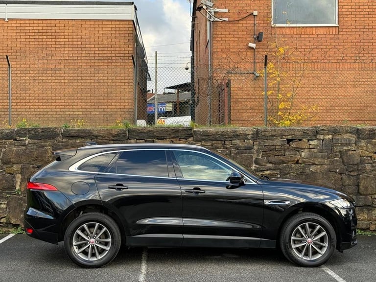 2017 Jaguar F-Pace 2.0 D180 Prestige Auto AWD Euro 6 (s/s) 5dr ESTATE Diesel Automatic