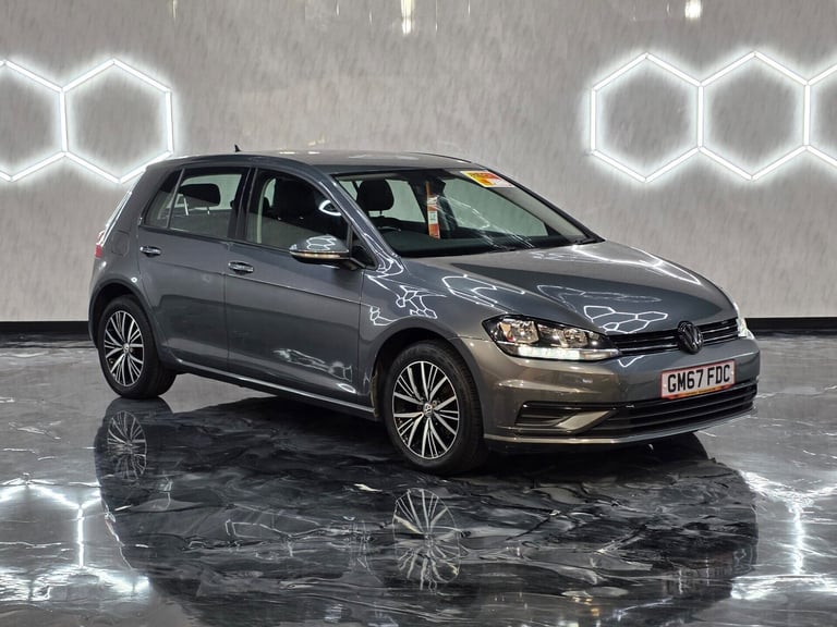 image for 2018 Volkswagen Golf SE TSI BLUEMOTION TECHNOLOGY Hatchback Petrol Manual