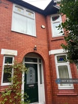 4 bedroom house in College Drive, Manchester, M16 (4 bed) (#1610605)