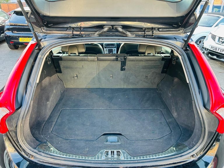 2017 Volvo V60 2.0 D4 SE Lux Nav Auto Euro 6 (s/s) 5dr ESTATE Diesel Automatic