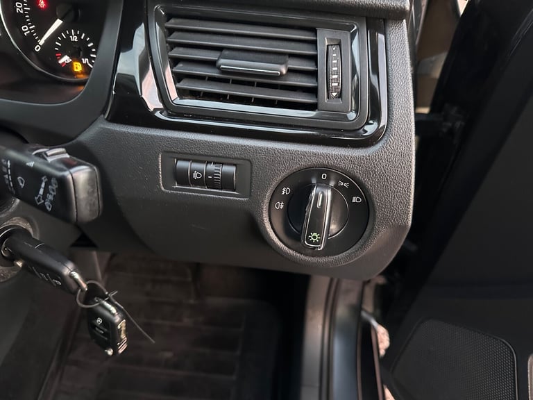 2015 Skoda Rapid Spaceback 1.2 TSI SE Sport Hatchback 5dr Petrol Manual Euro 5