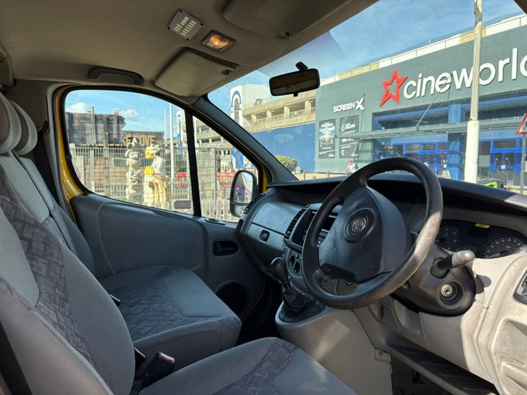 2006 Vauxhall Vivaro 2900 SWB - New Years MOT - NO VAT 