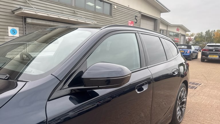 2025 BMW i5 250kW eDrive40 M Sport 84kWh 5dr Auto Electric Estate Estate Electric Automatic