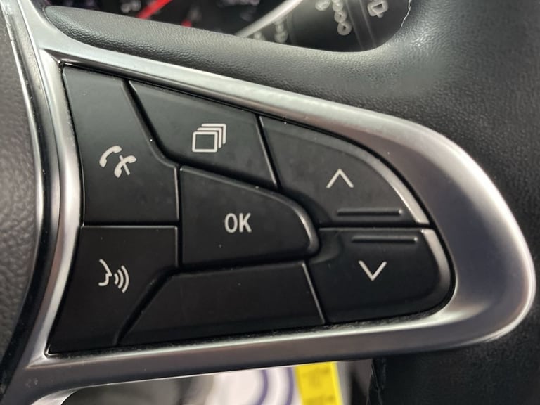 2020 Renault Clio 1.0 TCe Play Hatchback 5dr Petrol Manual Euro 6 (s/s) (100 ps) - AA INSPECT Hat...