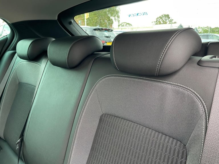 2021 Vauxhall Astra 1.2 Turbo Griffin Edition Euro 6 (s/s) 5dr HATCHBACK Petrol Manual