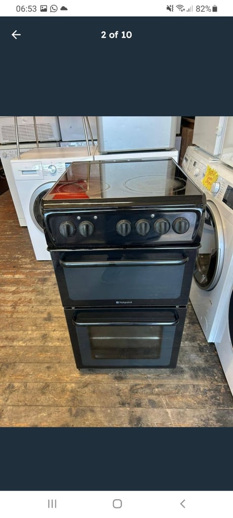 Hotpoint black electric cooker ceramic top free battery could connect it 