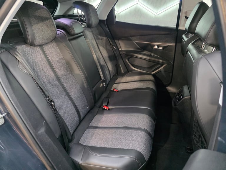 2017 Peugeot 3008 PURETECH S/S ALLURE Hatchback Petrol Automatic