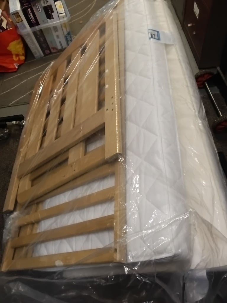 Childs bed