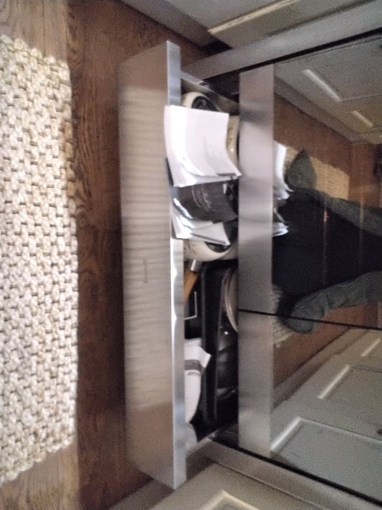 Smeg cooker and hood