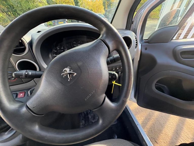 2017 Peugeot Partner Partner Professional L1 Blue HDi Panel Van DIESEL Manual