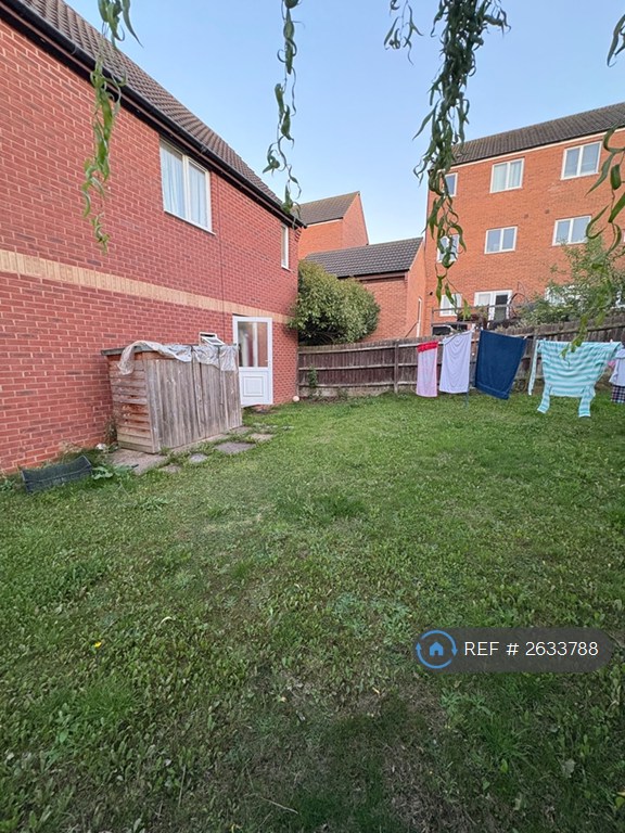 2 bedroom flat in Snape Close, Hamilton, Leicester, LE5 (2 bed) (#2633788)