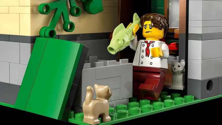 NEW SEALED LEGO ICONS TUDOR CORNER MINIATURE HOUSE SET 10350