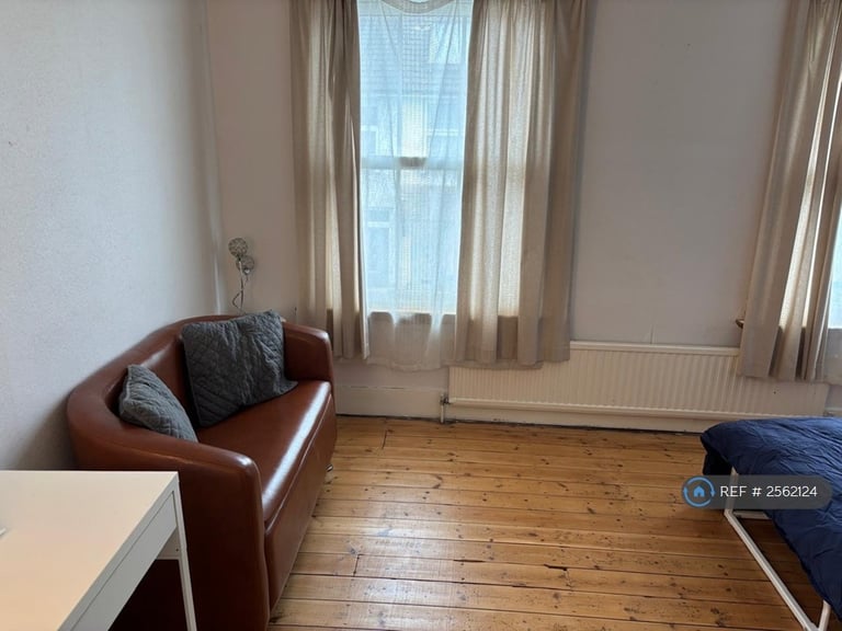 1 bedroom in West Street, Aylesbury, HP19 (#2562124)