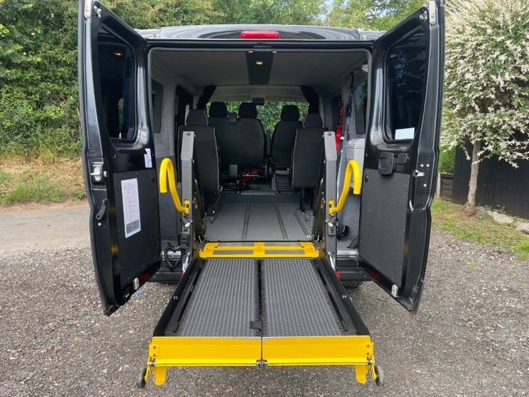  Peugeot Boxer 2.2 BlueHDi H1 Professional Premium+ WHEELCHAIR ACCESSIBLE