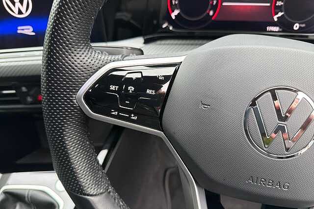 2023 Volkswagen Golf 1.5 TSI (EVO) 2022MY R-Line Hatchback Petrol Manual