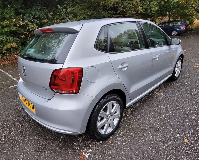 2010 Volkswagen Polo 1.4 SE 5dr HATCHBACK Petrol Manual