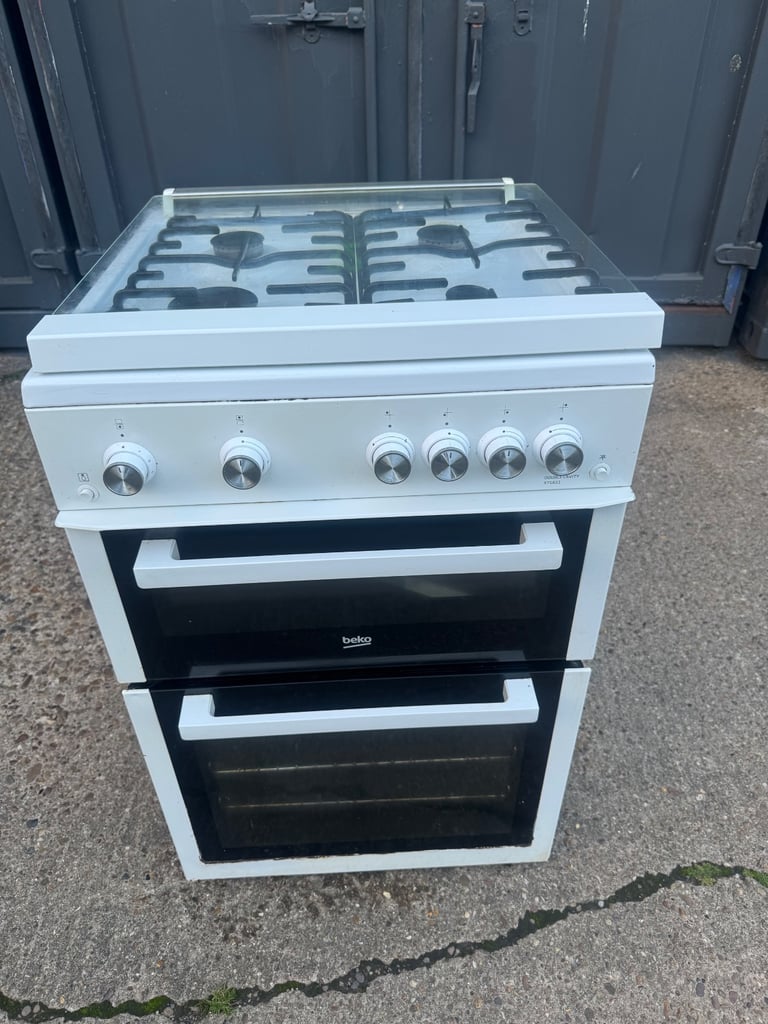 image for Beko Gas Cooker 60cm Lid