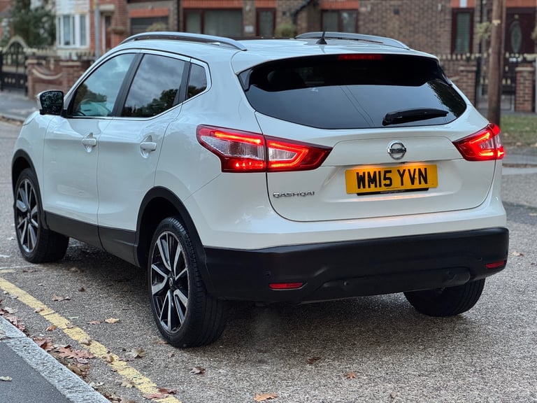 Nissan, QASHQAI, Hatchback, 2015, Manual, 1197 (cc), 5 doors