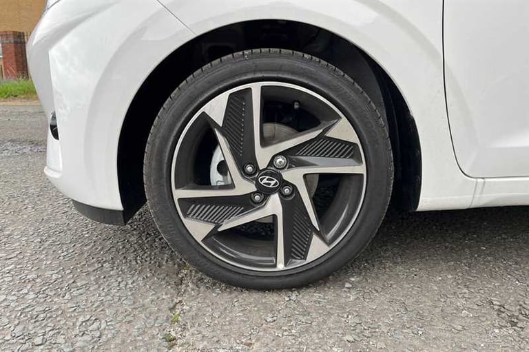 2025 Hyundai i10 1.0 [63] Premium 5dr Auto [Nav] HATCHBACK PETROL Automatic