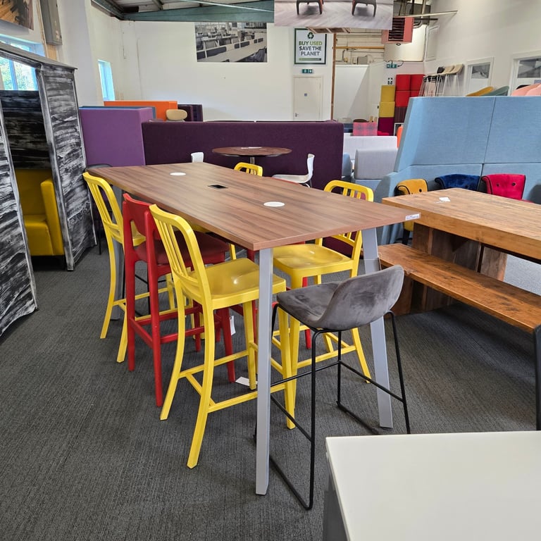 Used Office Furniture! Chair, desk, storage, booth, seating and more! ♻️✅♻️