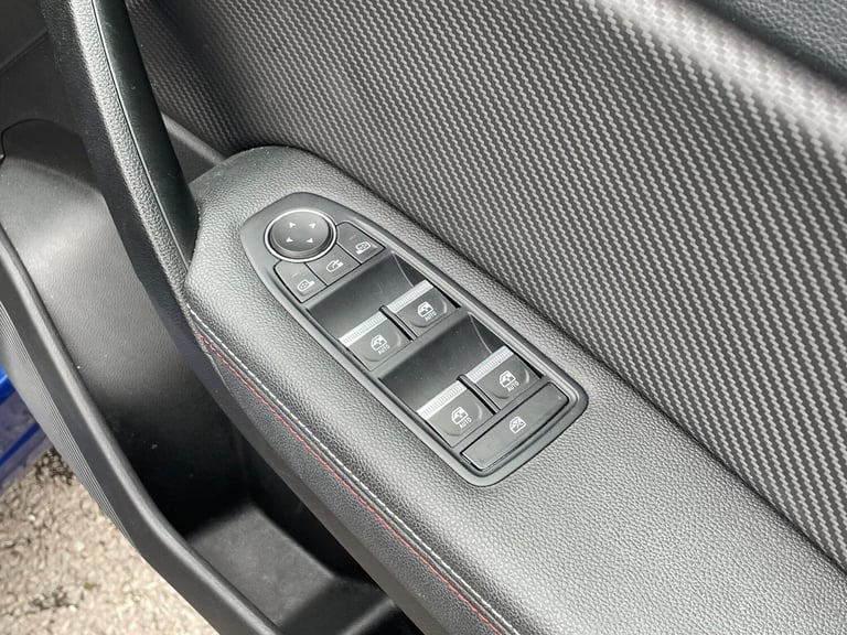 2021 Renault Captur 1.3 TCe RS Line EDC Euro 6 (s/s) 5dr HATCHBACK Petrol Automatic