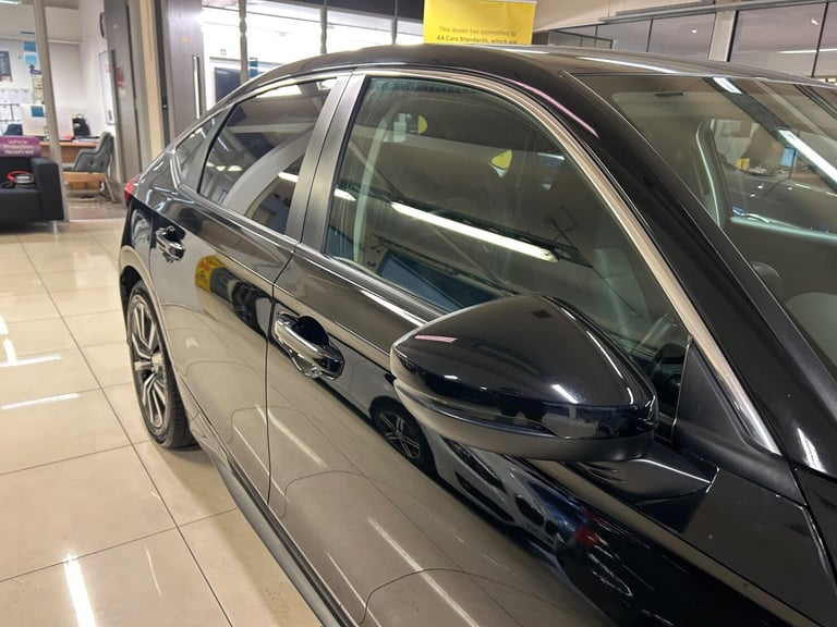 2022 Honda Civic 2.0 h i-MMD Elegance eCVT Euro 6 (s/s) 5dr Petrol/Electric Hybrid Automatic