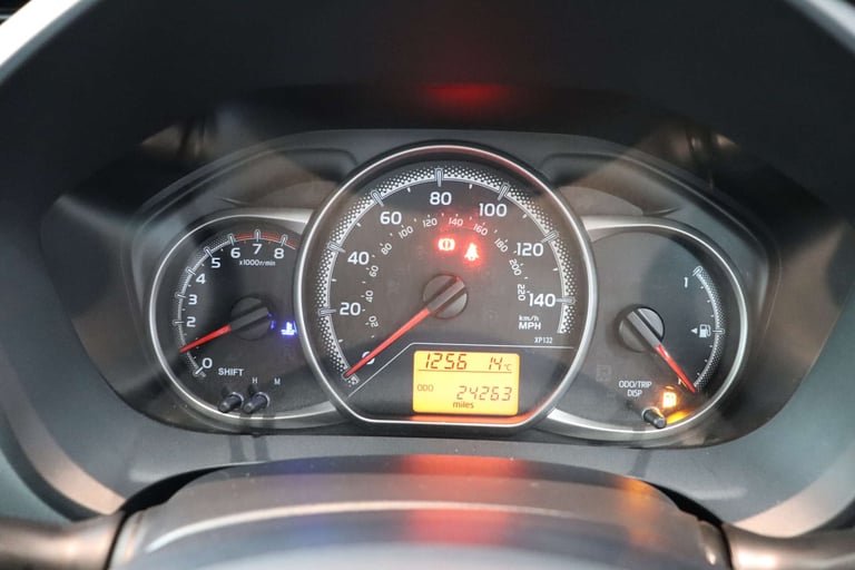 2016 Toyota Yaris 1.3 Yaris Icon VVT-I 5dr Hatchback Petrol Manual