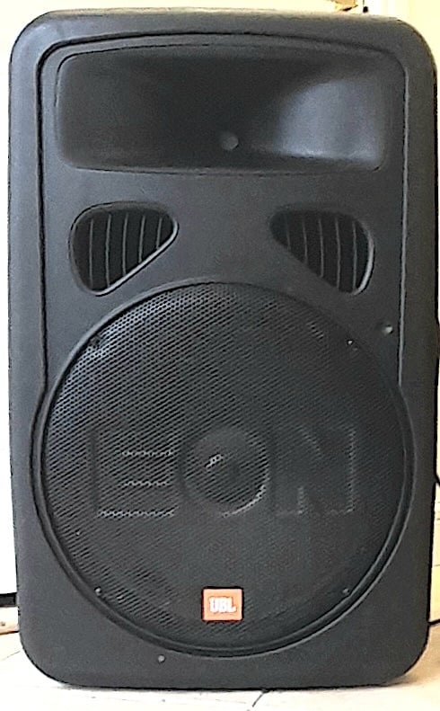 JBL EON 15 G2 ACTIVE PROFESSIONAL 1500 W PA SYSTEM and PROEL STANDS