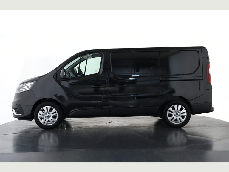 2025 Renault Trafic SL30 Blue dCi 130 Extra [Safety] Van PANEL VAN DIESEL Manual