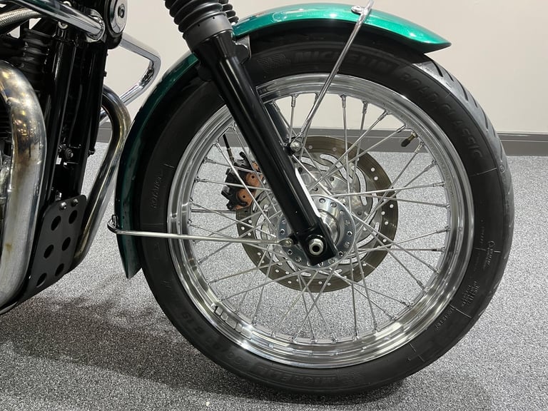 Triumph Bonneville T 100, 2011