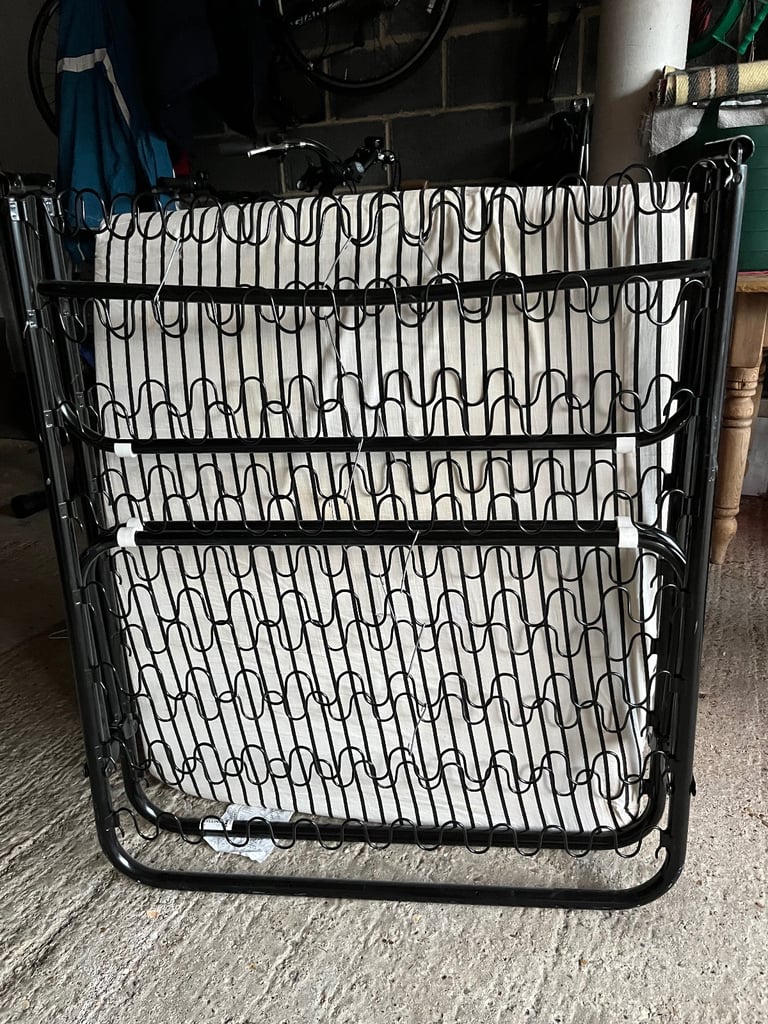 image for Camp bed - Free