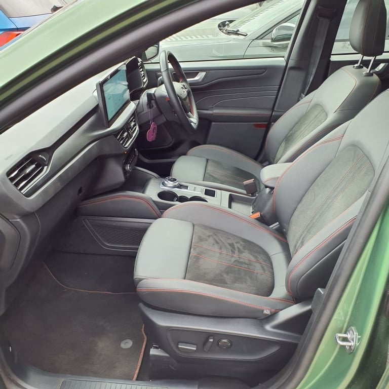 2024 74 FORD KUGA 2.5 DURATEC 14.4KWH ST-LINE X SUV 5DR PETROL PLUG-IN HYBRID CV